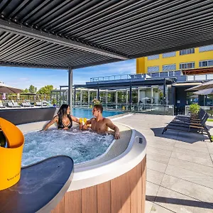 Szálloda Aura Design & Garden Pool, Prága